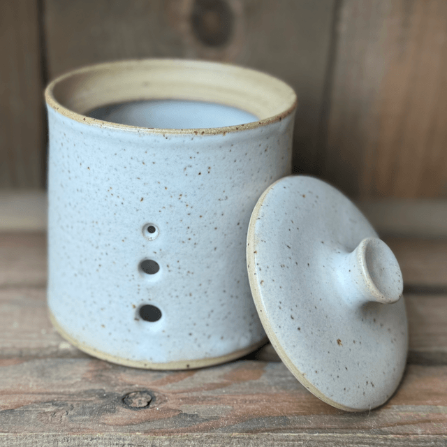 Garlic Keeper Natural Satin
