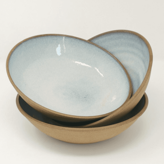 Medium toasted stoneware bowl - Daybreak glaze